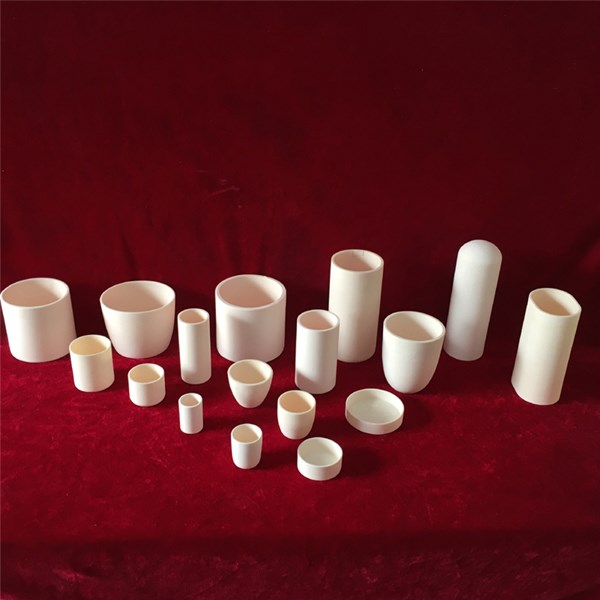 El crisol de alúmina tiene una amplia gama de aplicaciones.