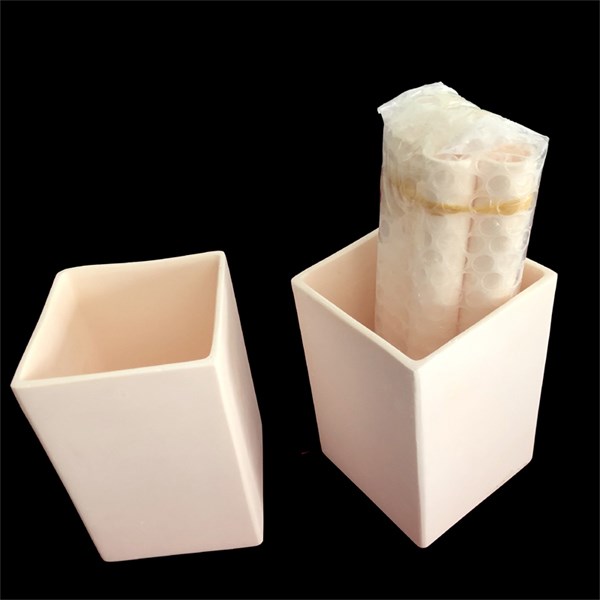 Novo cadinho cerâmico de alumina