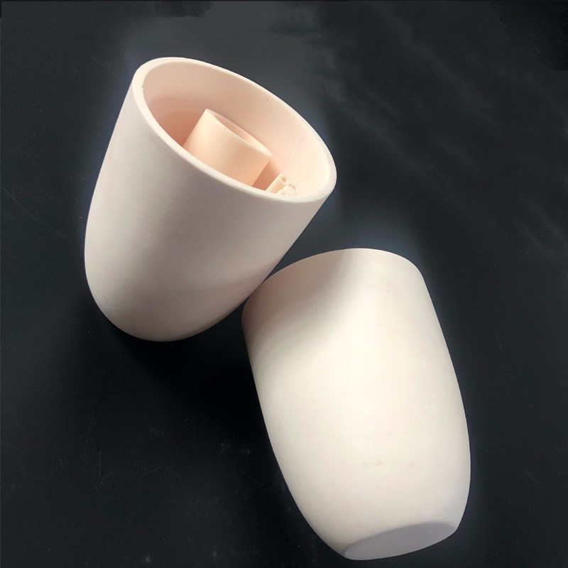 Alumina ceramic crucible for melting metal in laboratory