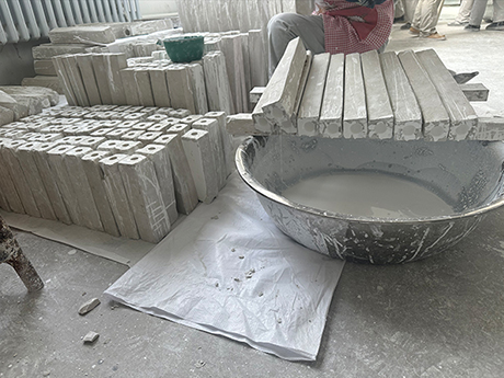 Proceso de fundición y secado de barbotina.