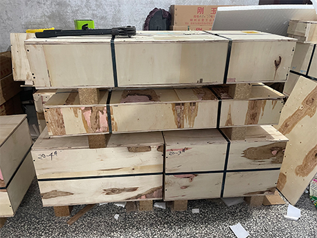 El cliente volvió a comprar tubos de óxido de aluminio.