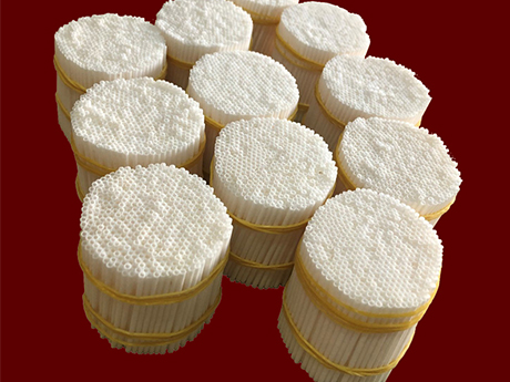 Tubo de cerámica de alúmina con diámetro pequeño