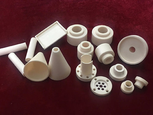 Uitstekende kenmerken van keramische onderdelen van aluminiumoxide
