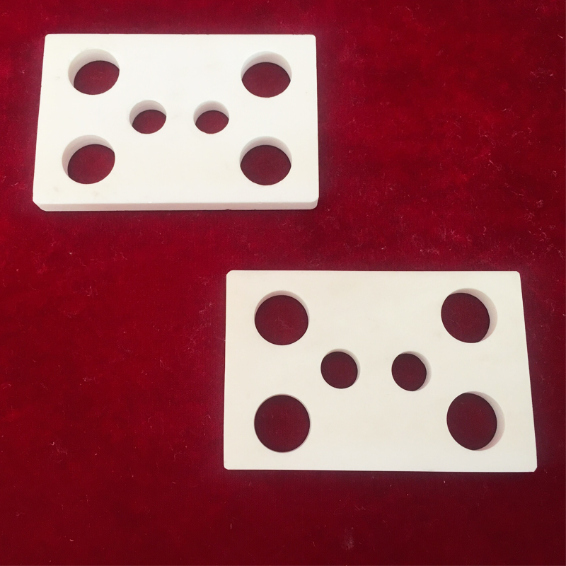 Porous Alumina Plates