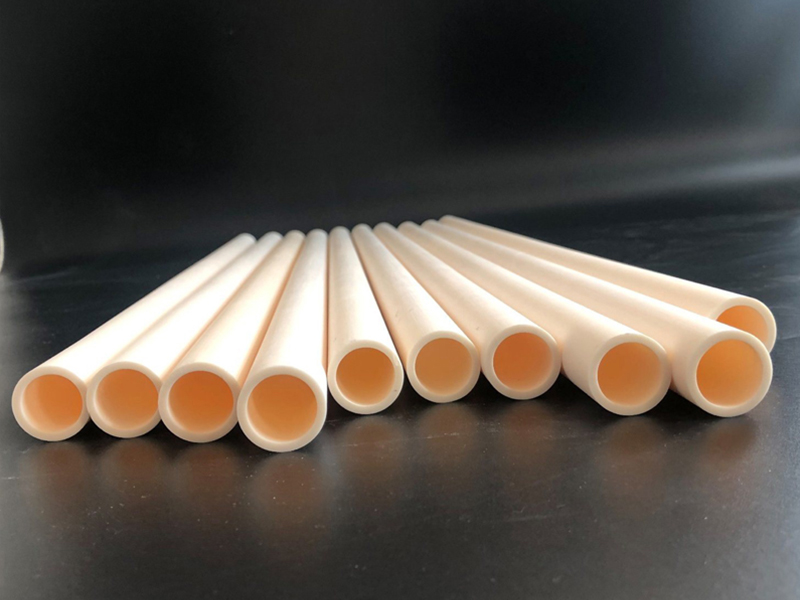 Tubo de alúmina cerámica