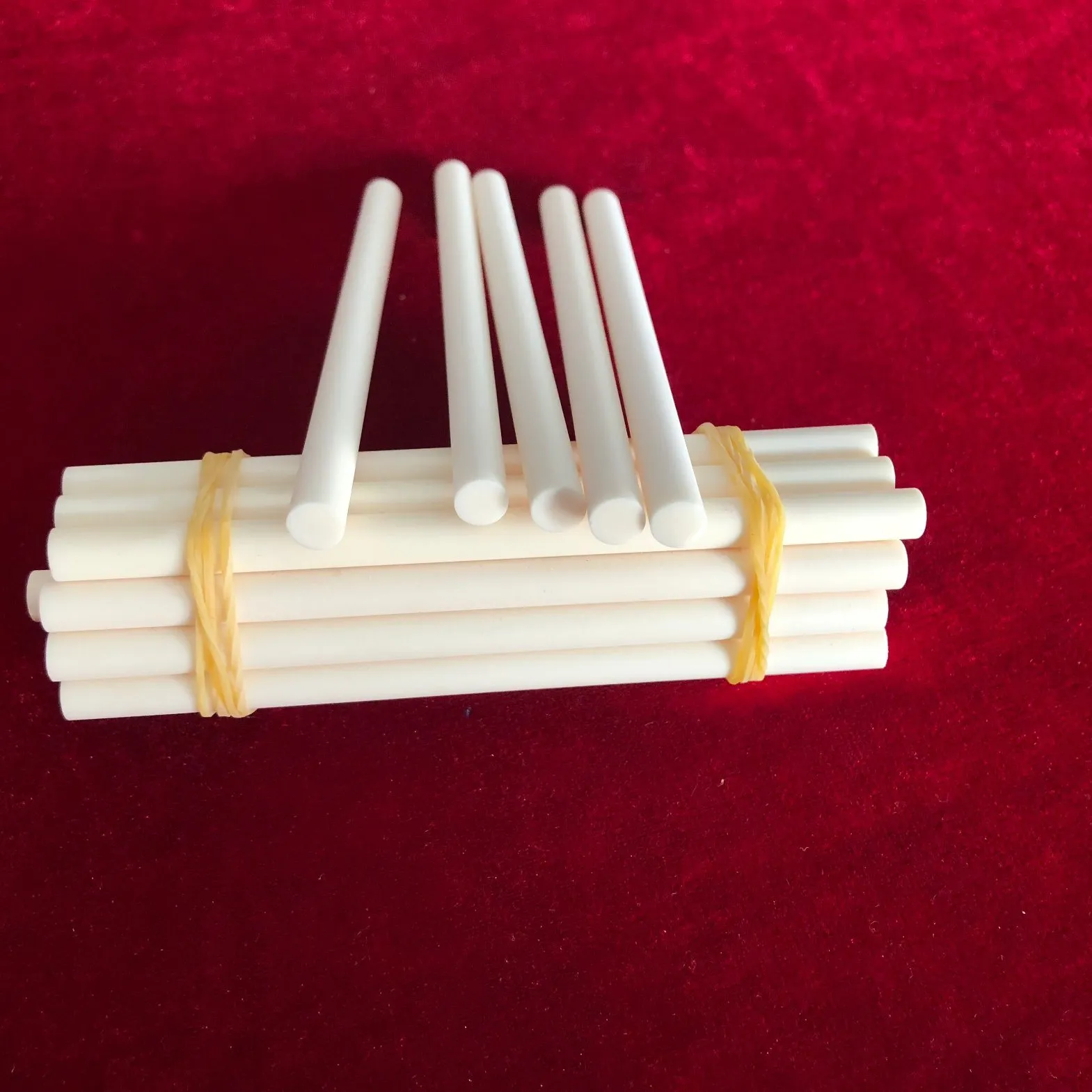 Alumina-isolatorstaven