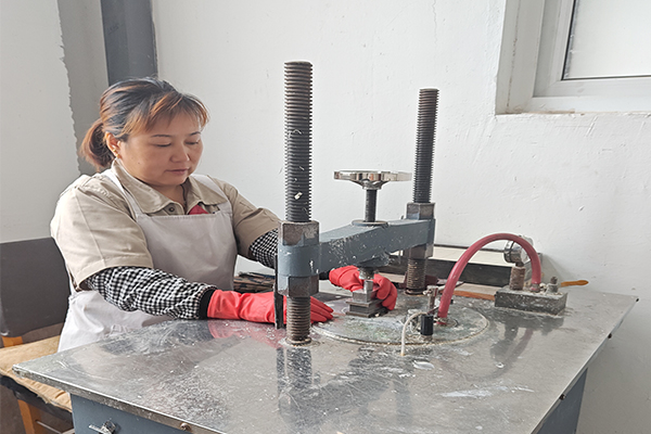 热压铸1.jpg