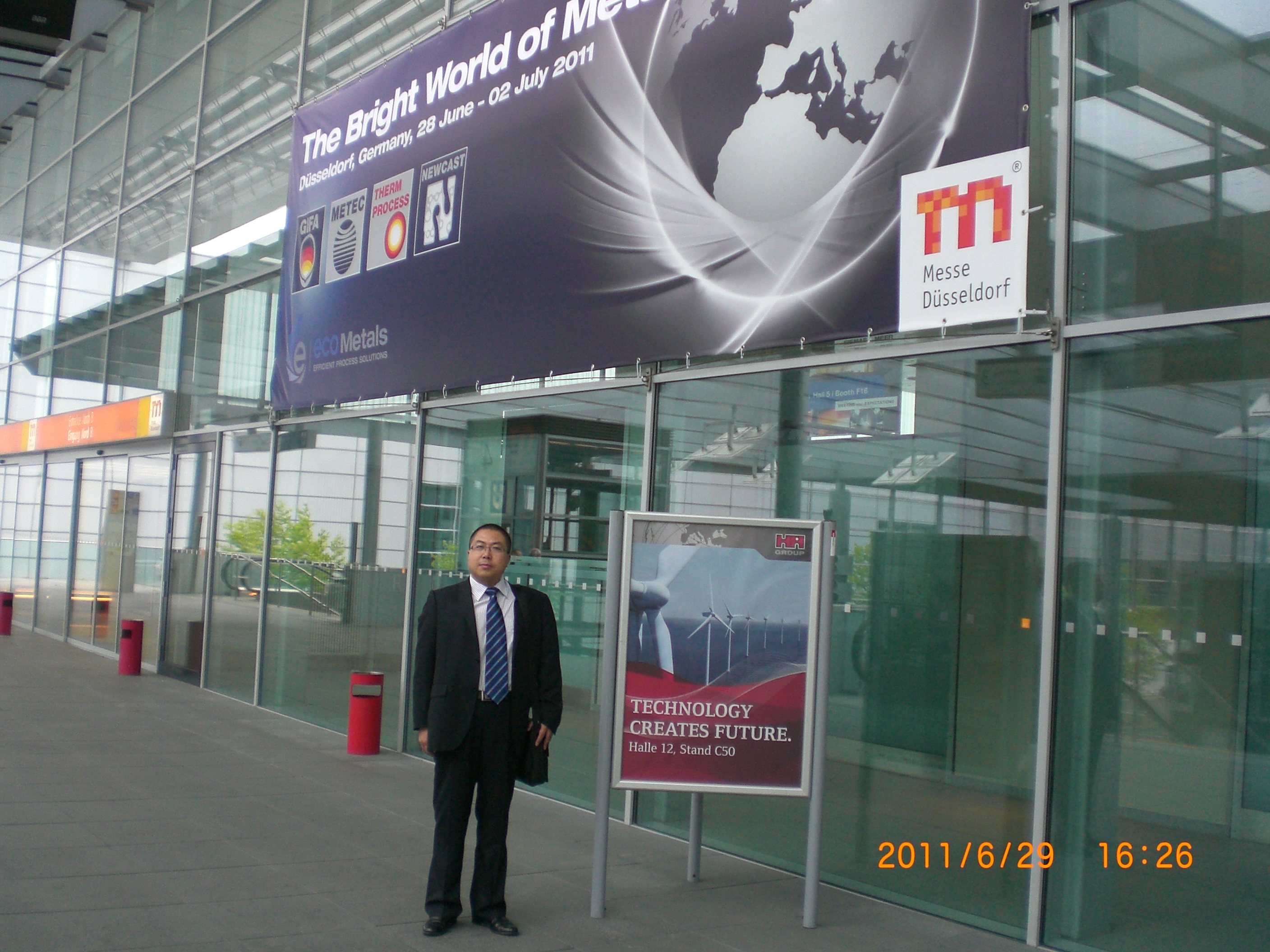 参加第十届德国杜塞尔多夫热处理展会2 The 10th Germany (Dü sseldorf) International Industrial Furnace and Heat Treatment Exhibition in 2011.jpg