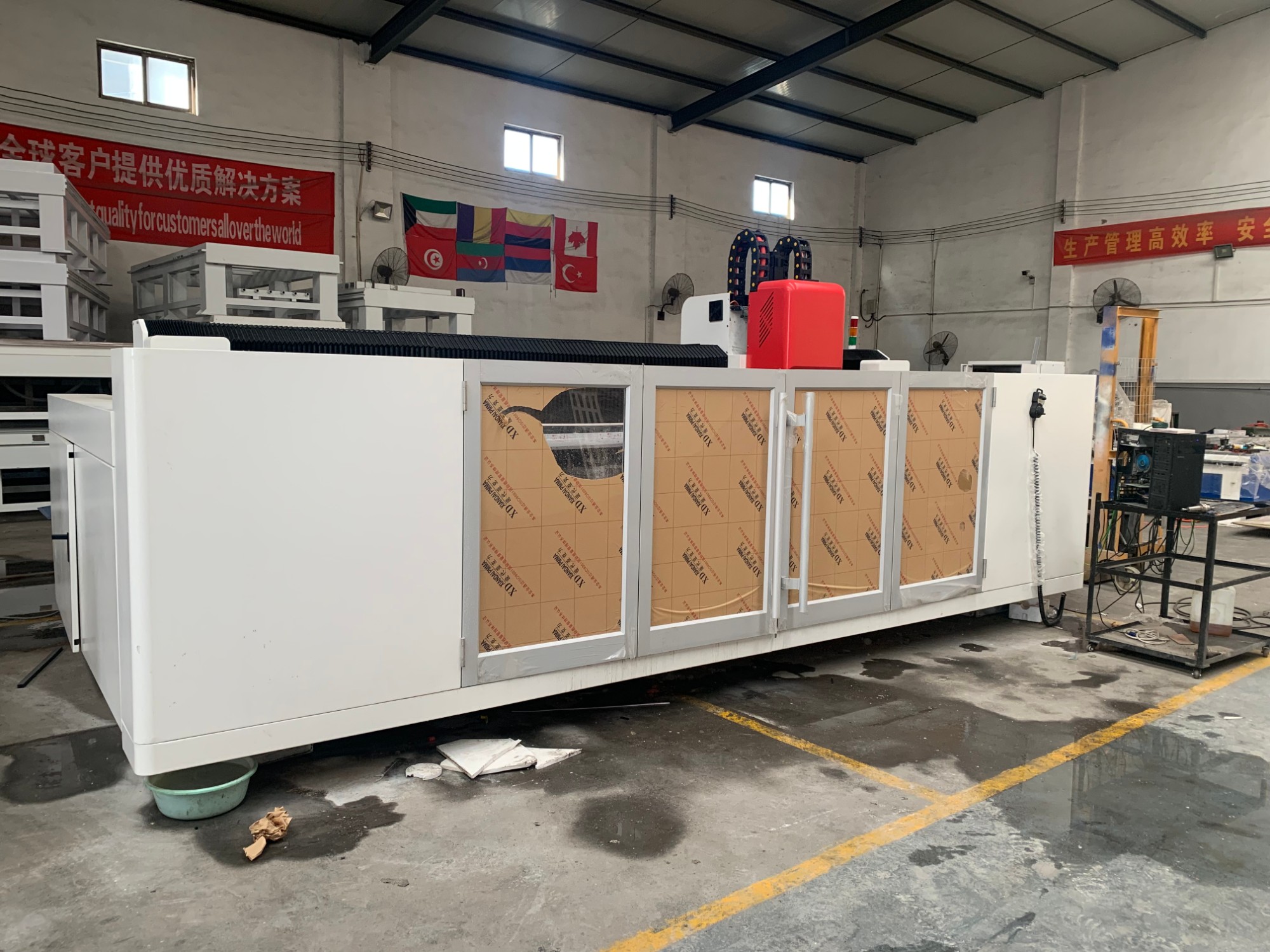 Centro di lavoro CNC per tavolo in pietra
