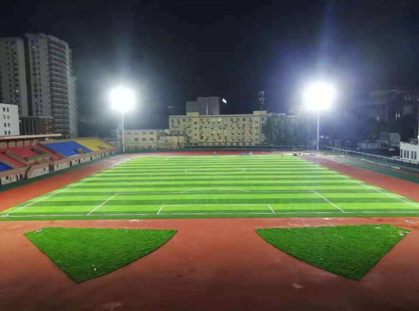 las luces del estadio de fútbol