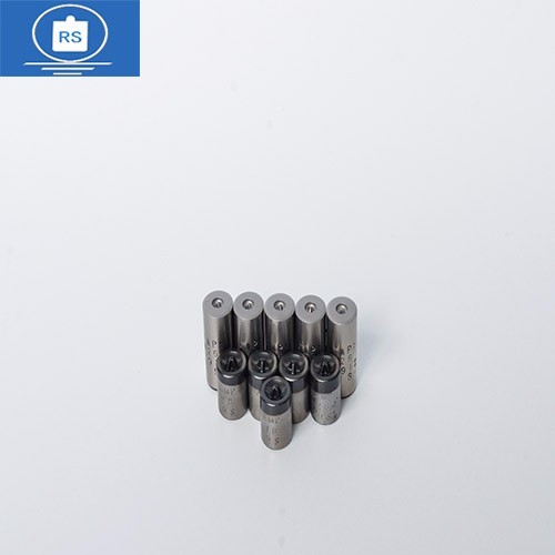 Fastener Ketua Membentuk Tandukan Punch