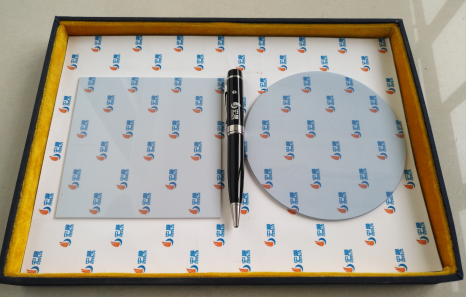 Novo breakthoughs foram feitos EM tamanho Grande de fibra óptica Placa de HONSUN