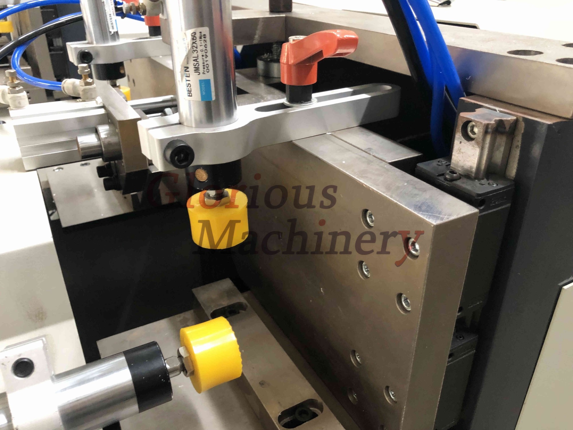 UPVC Precision Mullion Cutting Machine