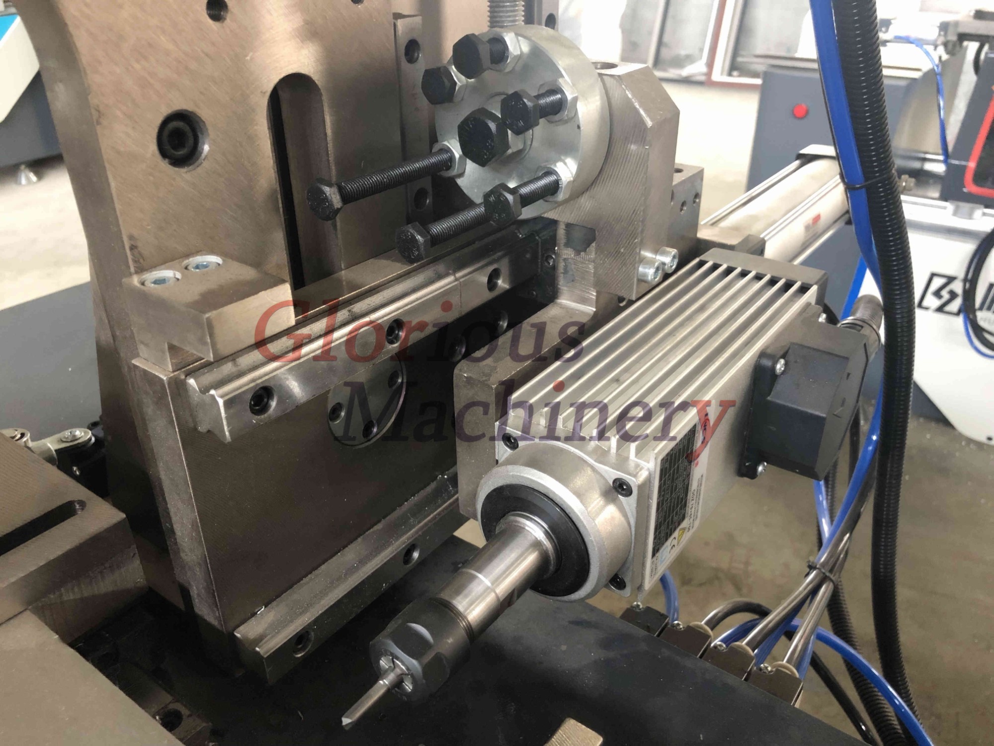 Precision Double Head Water Slot Routing Machine