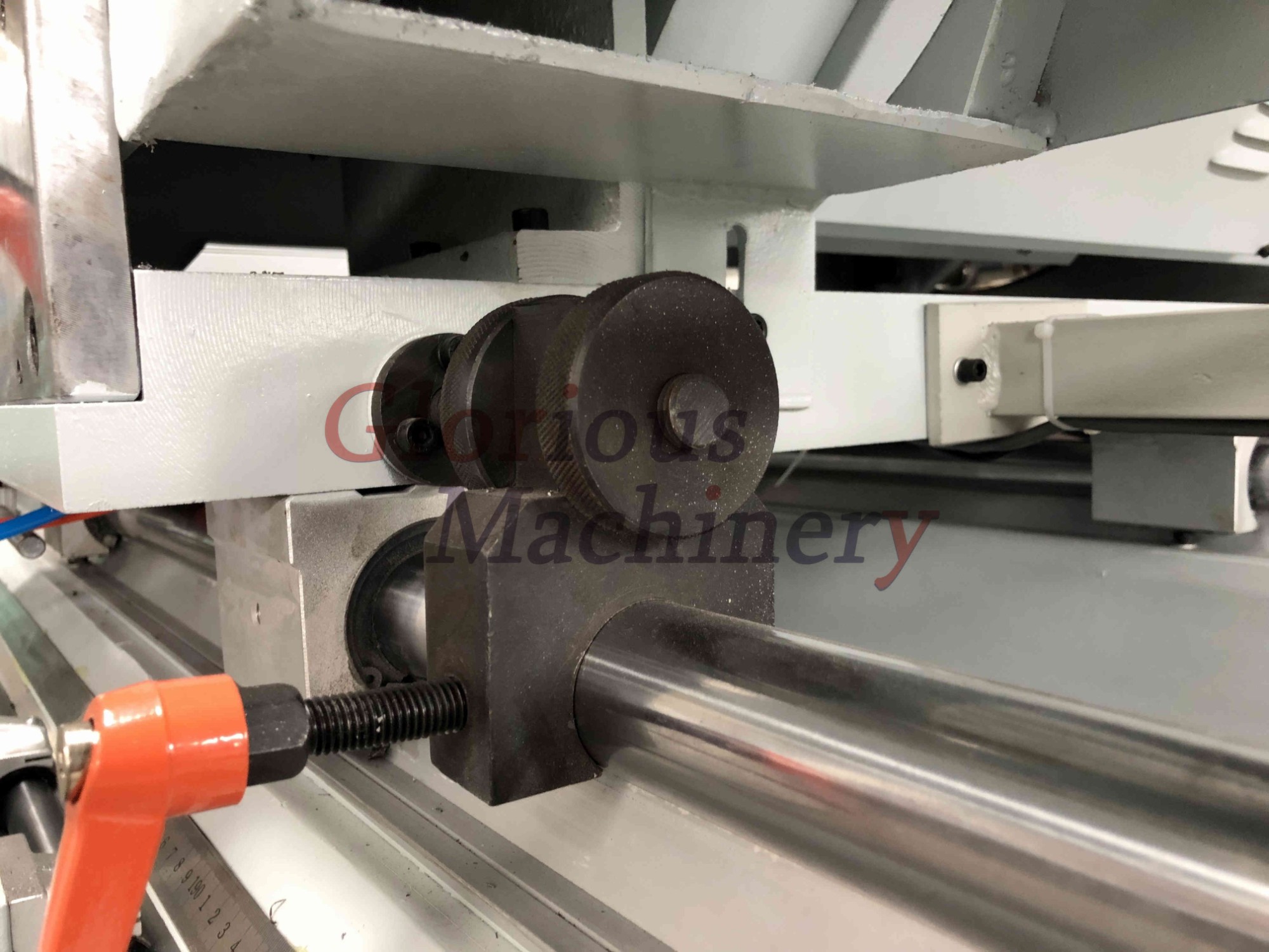 Aluminum Precision Double Mitre Saw Machine