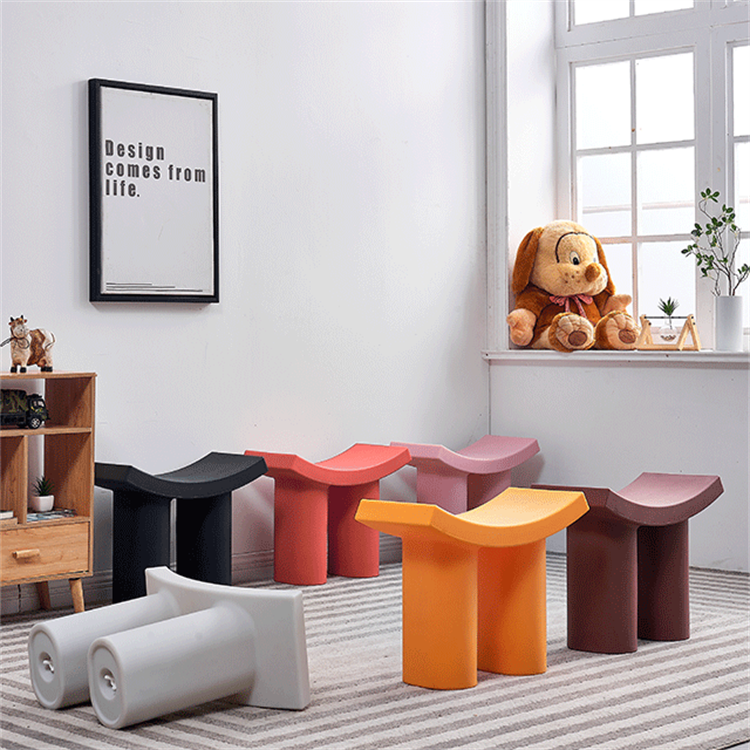 Imported PE material color custom indoor and outdoor changing shoes stool