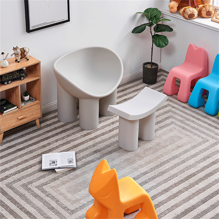 Imported PE material color custom indoor and outdoor changing shoes stool