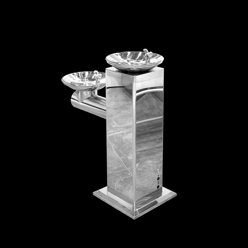 Fontana per acqua potabile da esterno in acciaio inossidabile per bere direttamente da terra