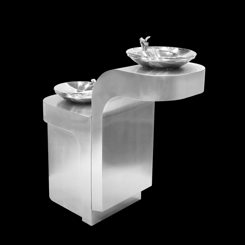 Открытый питьевой фонтанчик из нержавеющей стали для игровой площадки, соответствующий требованиям Ады