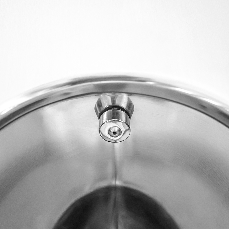 Dubai public 304 stainless steel wc toilet with nozzle