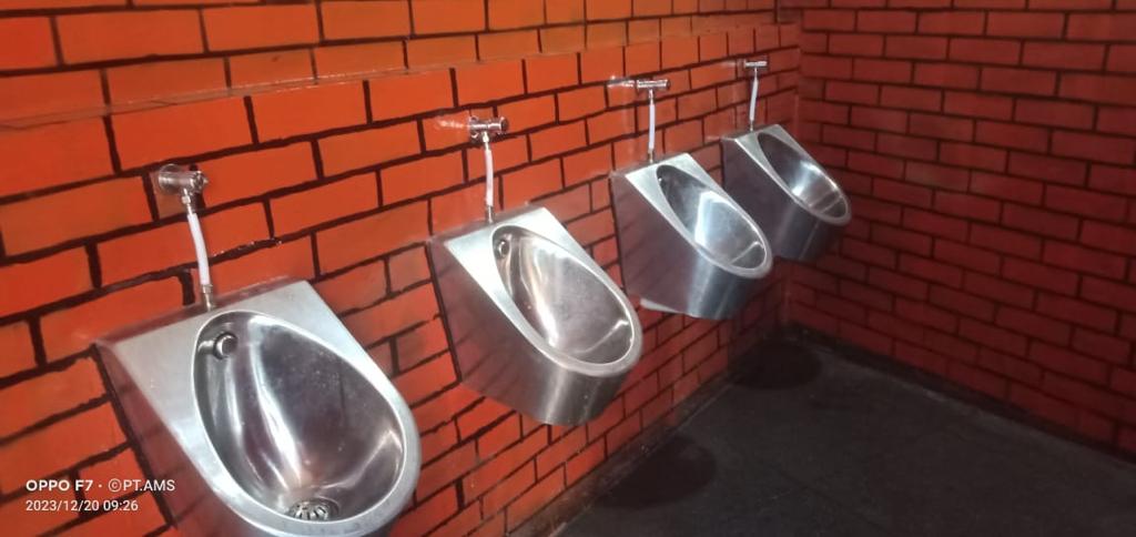 Successful Implementations of Stainless Steel Urinals
