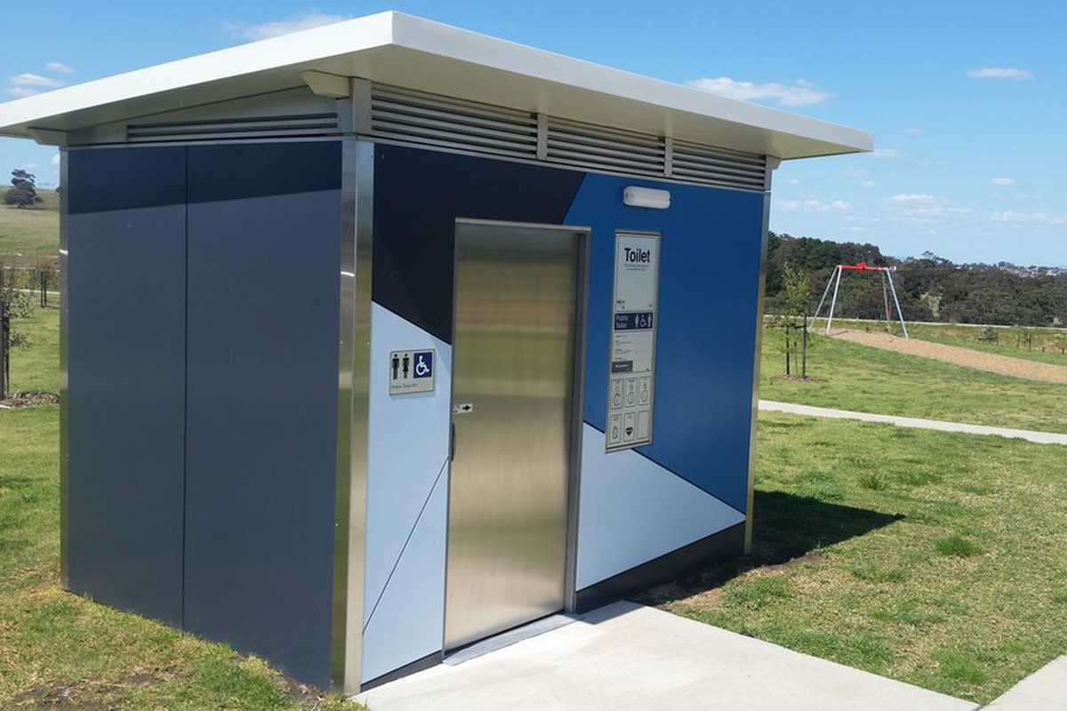 Kuge vandal proof automated stainless steel public city toilet