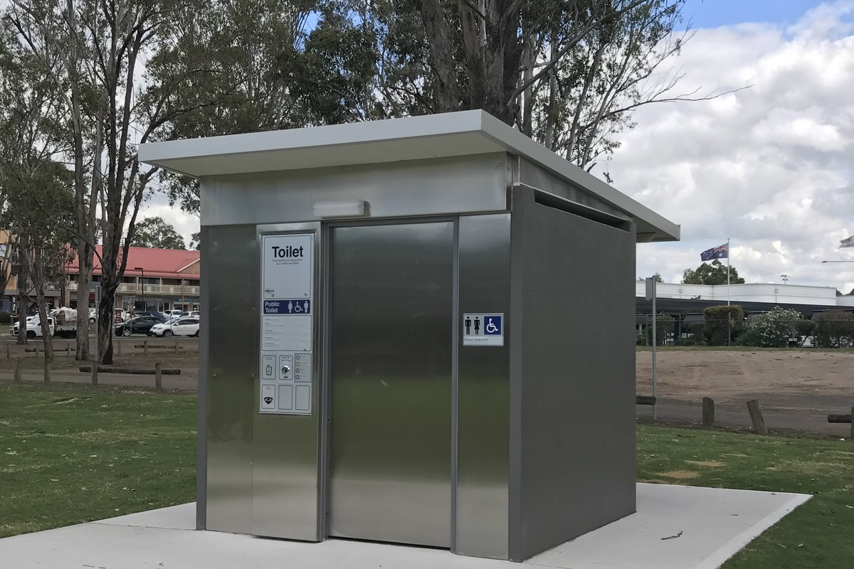Kuge vandal proof automated stainless steel public city toilet