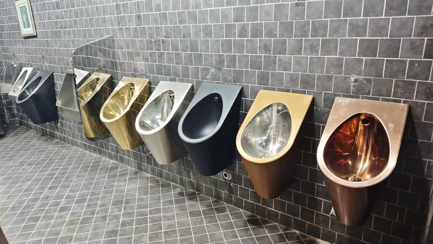 stainless steel toilet.png