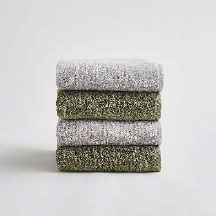 Thick And Plush Solid Hand Towel