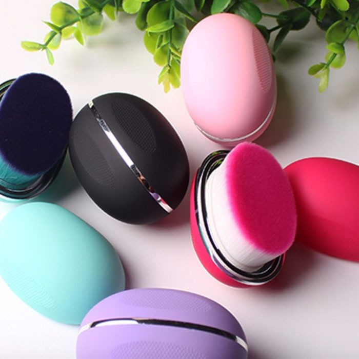 új kozmetikai kefe technikusunk van