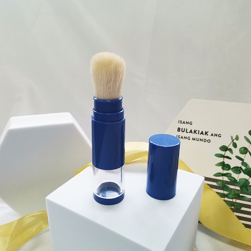 New Factory direct new design portable powder retractable makeup brush