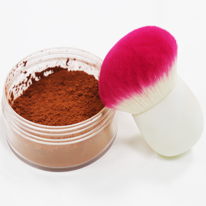 Vegan and cruelty-free Long Lasting Self Tanning Mineral Powder