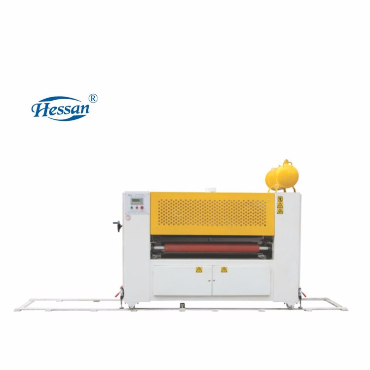 Ang pinaka-improtant na bahagi ay PUR coating machine