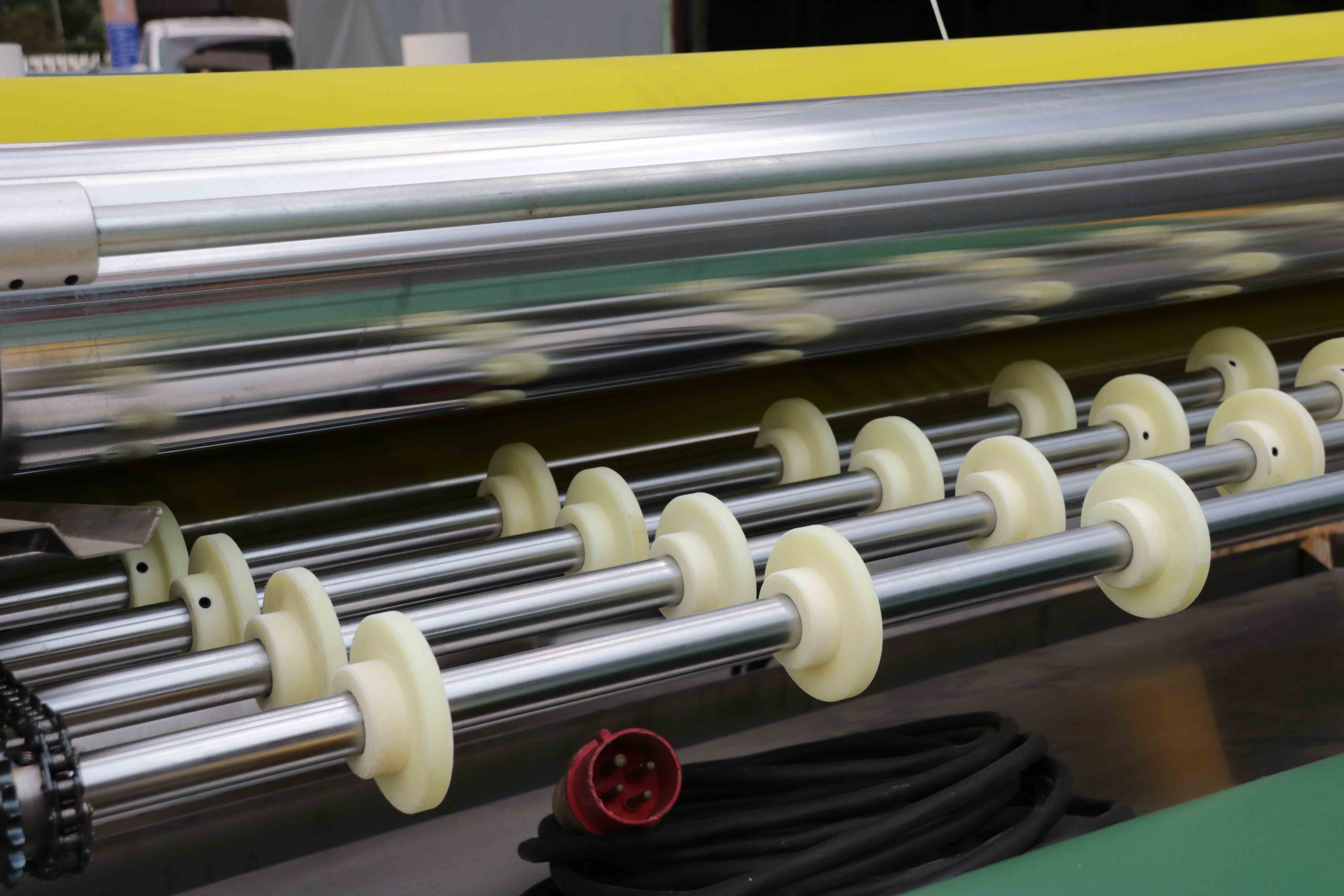 Mesin Laminating Akrilik