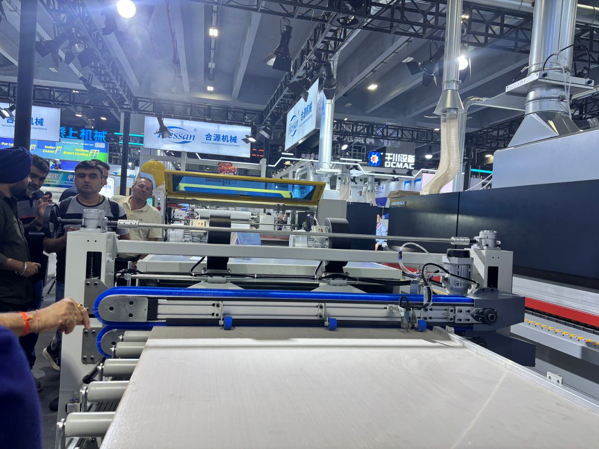 Pur laminating machine
