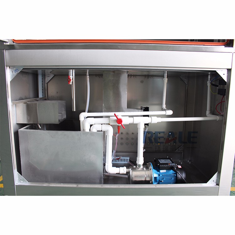 UV resistant test chamber