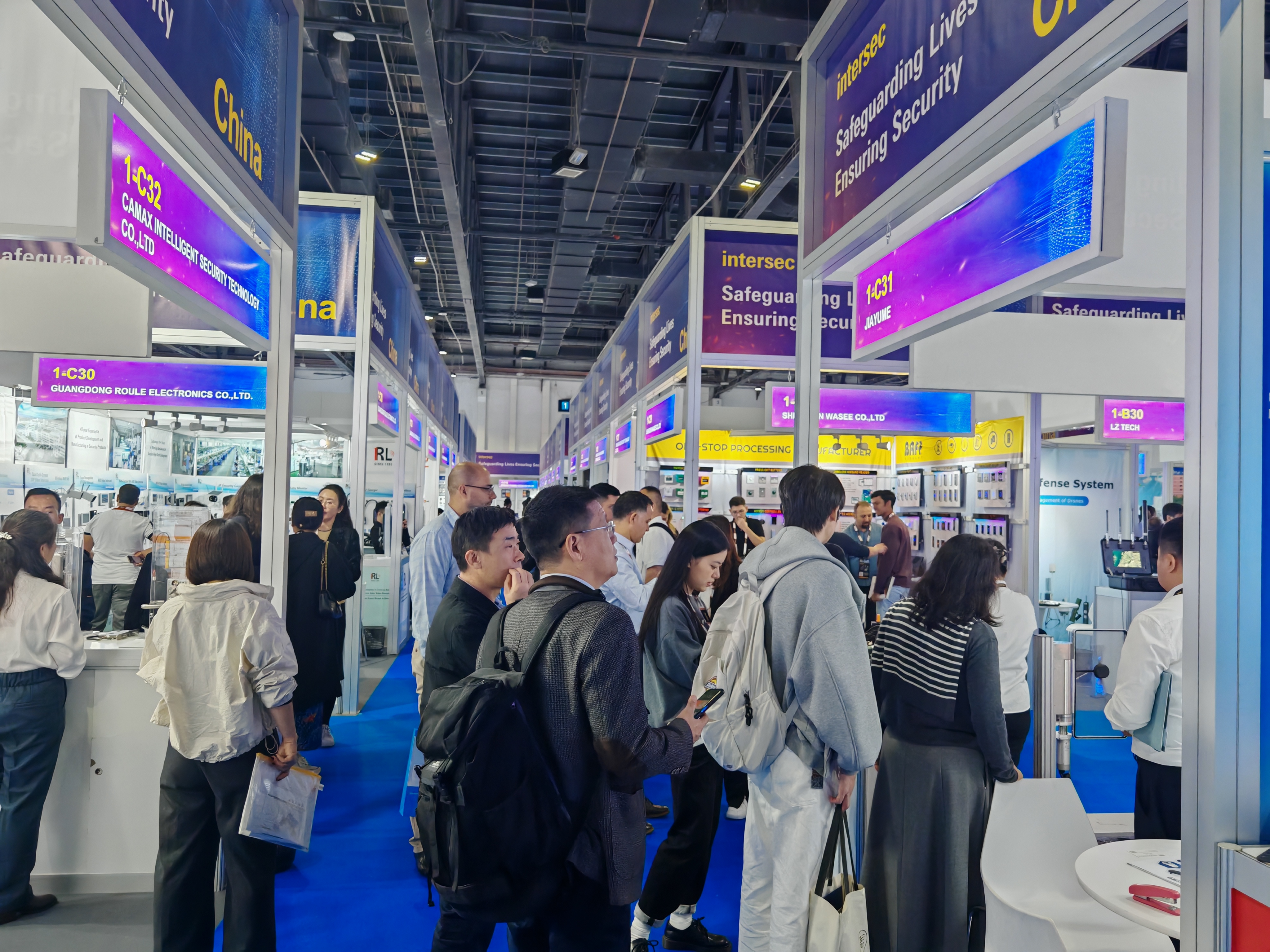 kenbotong a participé au salon de la sécurité et de la lutte contre les incendies de Dubaï 2025 aux Émirats arabes unis