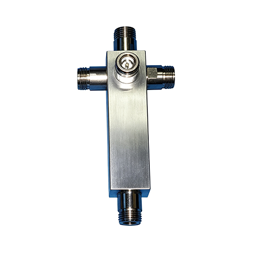Splitter a banda larga 2400-6000 MHz