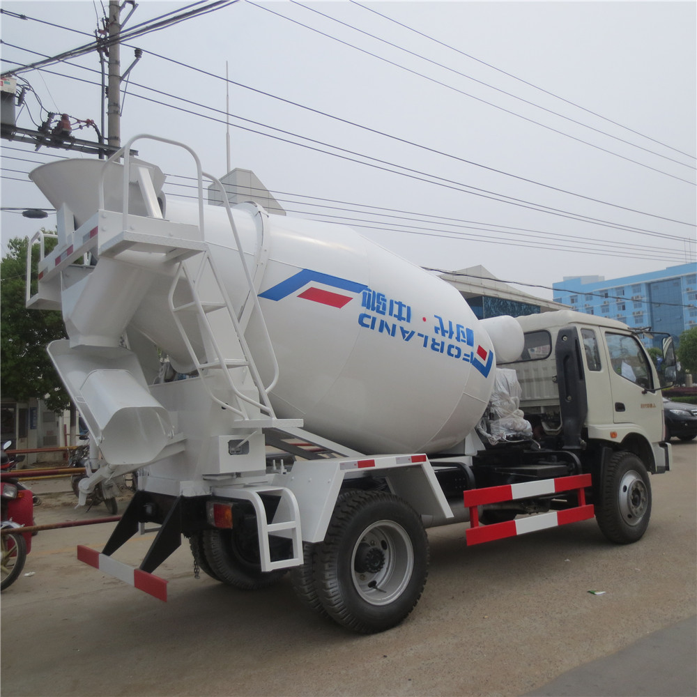 5 cbm self loading concrete mixer truck