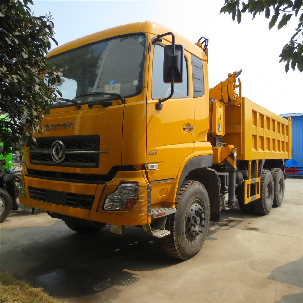 Dongfeng 30 Ton Dump Truck With Crane