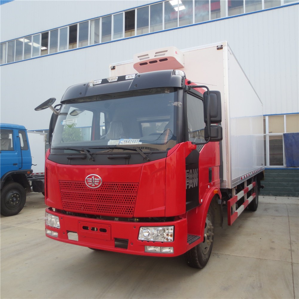 Китай 12-тонный рефрижераторный грузовик с морозильной камерой Faw, производитель