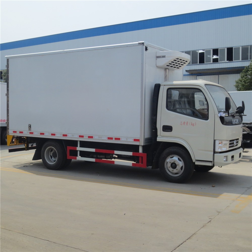 Китай 6-колесный грузовик с морозильной камерой Dongfeng, производитель