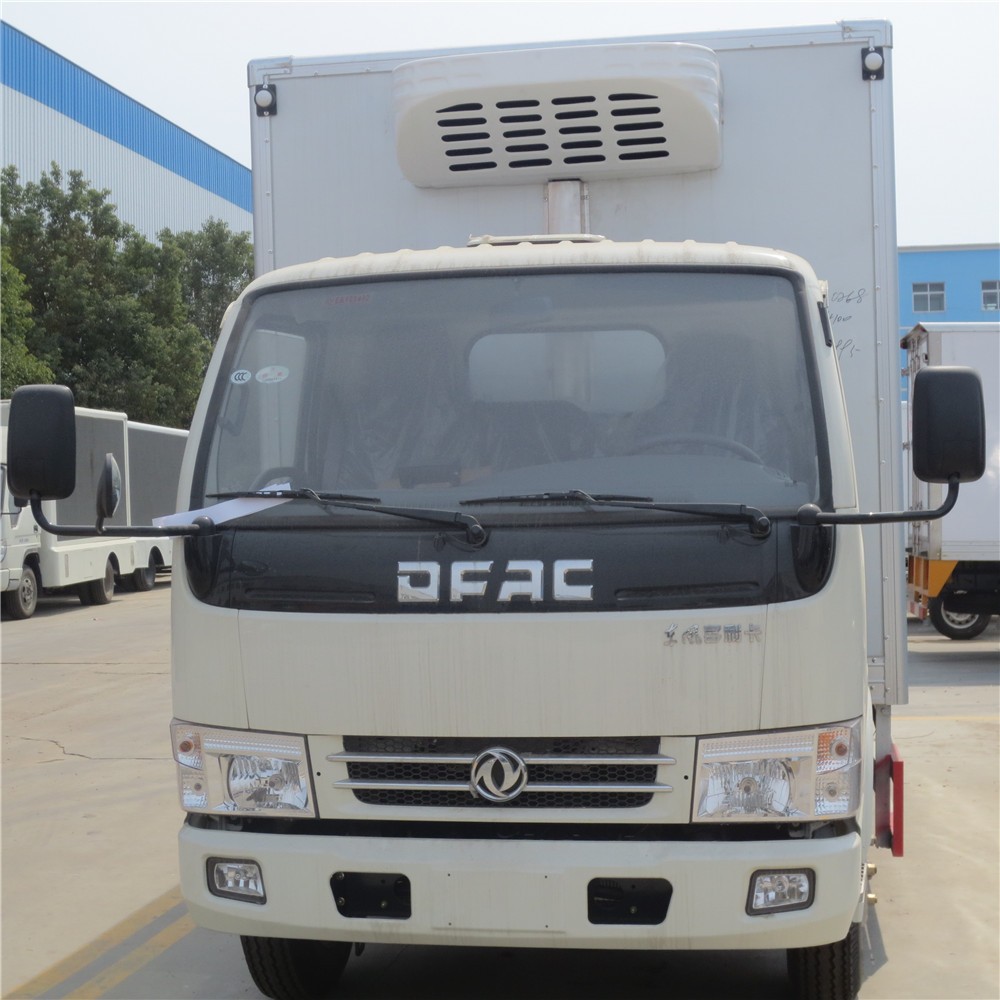 Dongfeng Refrigerated Lorry
