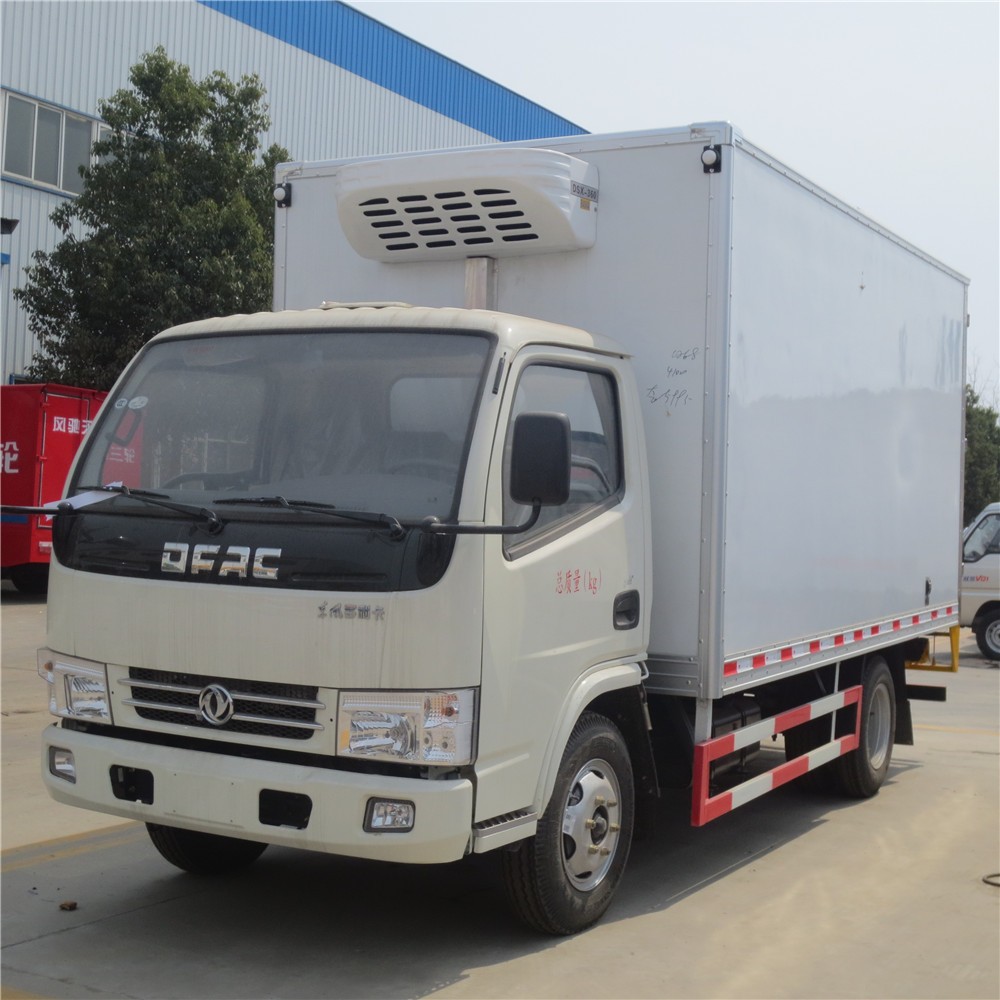 Dongfeng Refrigerated Lorry