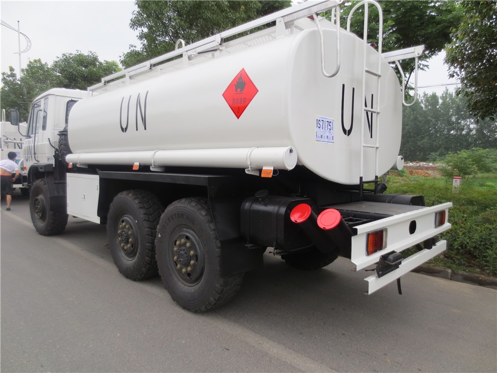 Dongfeng 6*6 Fuel Truck