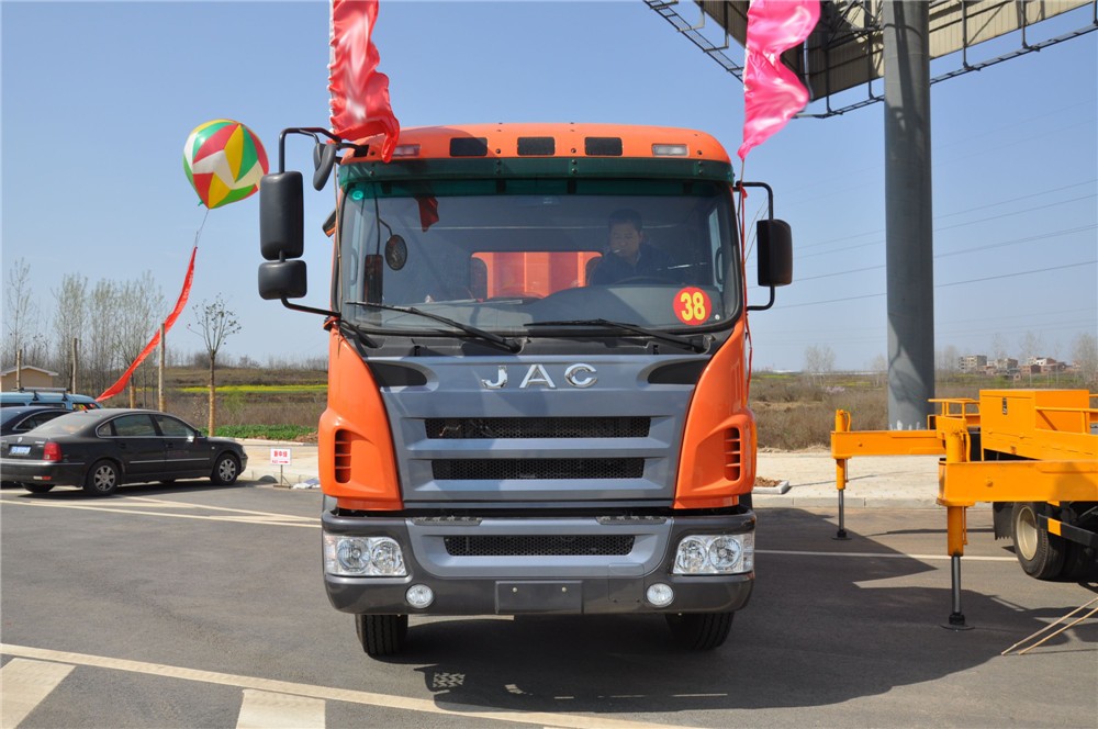 Китай Мусоровоз с уплотнением отходов 8 тонн Jac, производитель