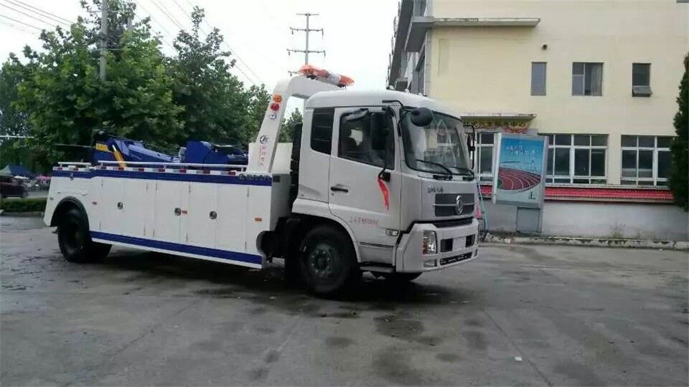 Китай 10-тонный буксирный тягач Dongfeng, производитель