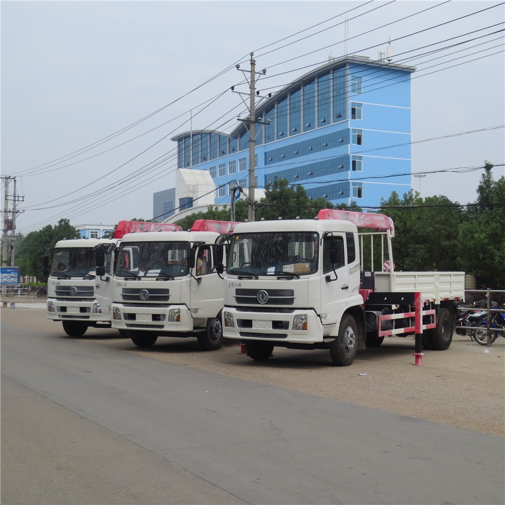 Китай 10-тонный автокран Unic Crane 3 тонны, производитель