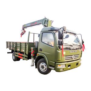 Gru a 6 ruote Dongfeng con camion