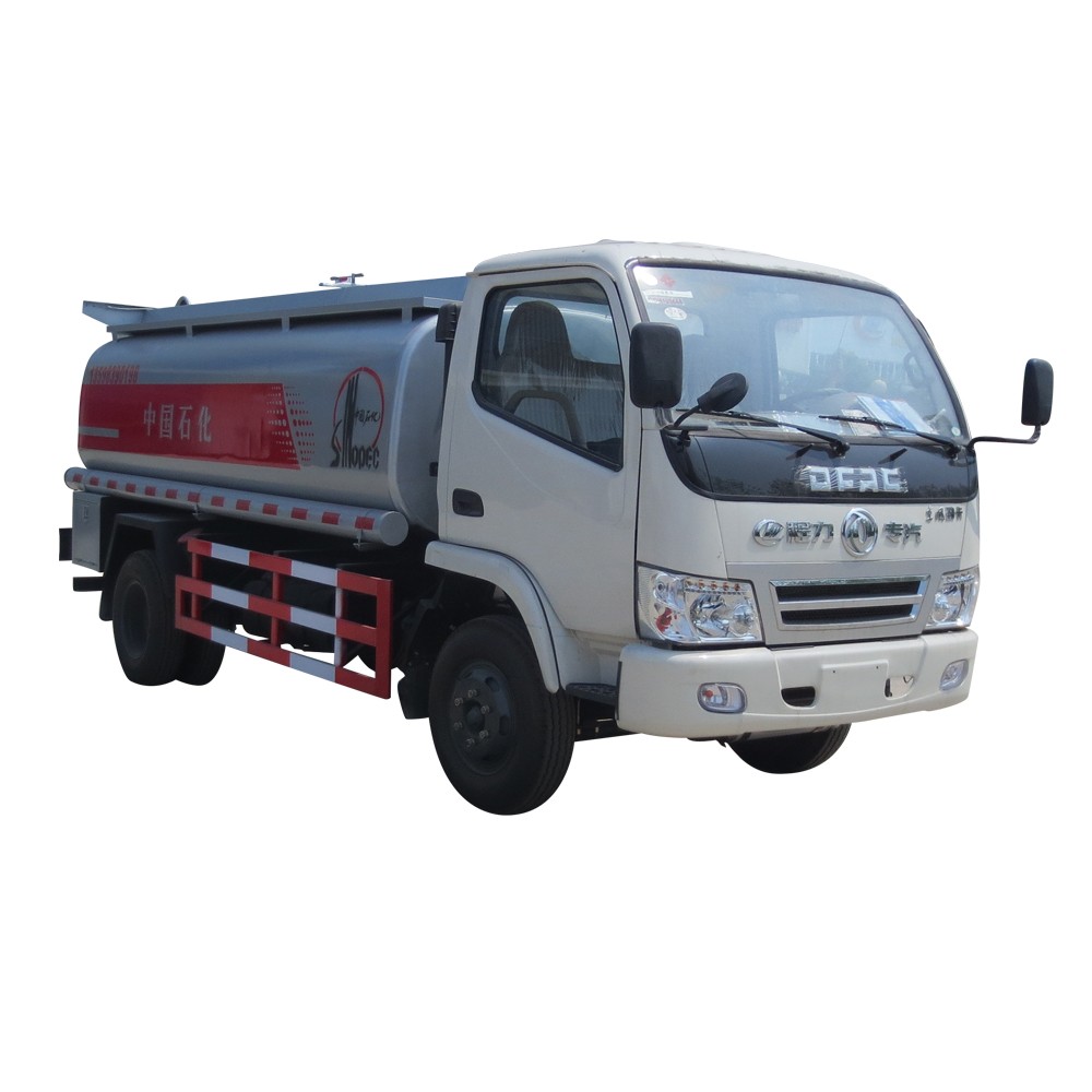 Dongfeng 5000 Liters Oil Truck